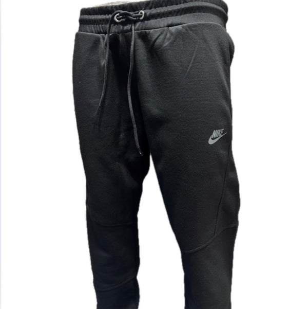 MM-LO10 (NIKE)