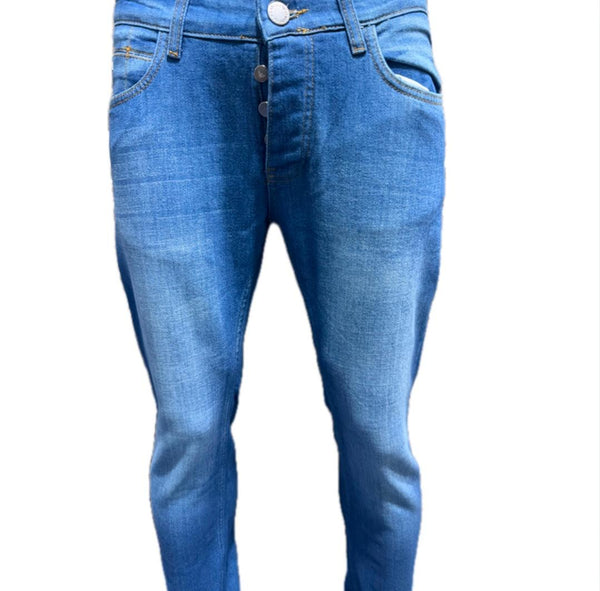 MM-JE19 (Emporio Armani Men’s Designer Jeans – Sleek Slim Fit Italian Denim)