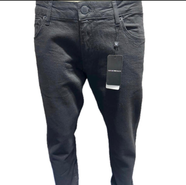MM-JS6 (Emporio Armani Men’s Designer Jeans – Sleek Slim Fit Italian Denim)